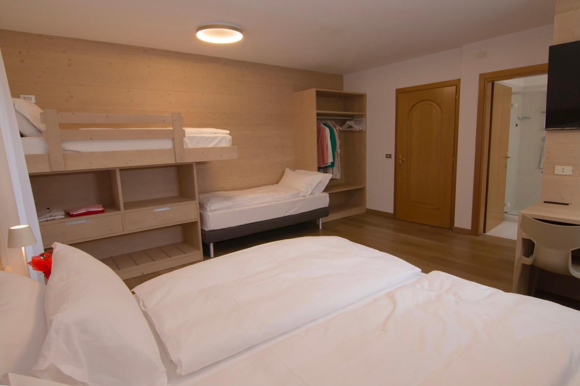 Hotel Miralago Bossico Rum bild